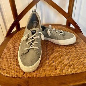 Sperrys nwob grey canvas slip on shoes 5.5